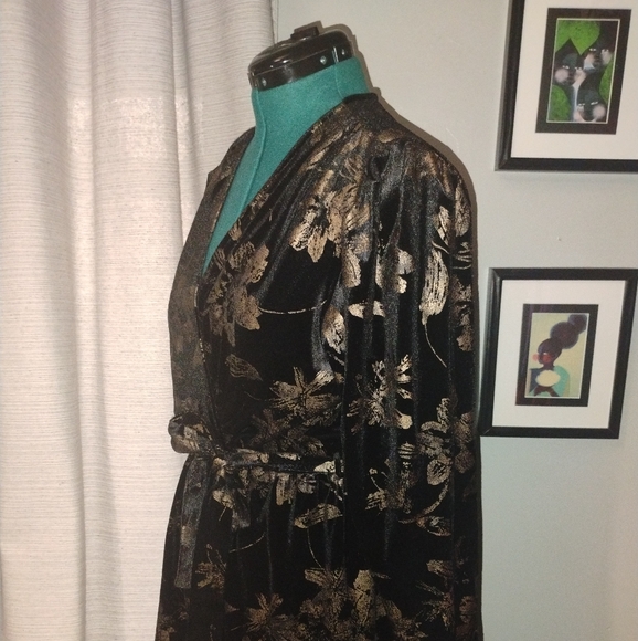 Fraiche by J. Floral Print Velvet Faux Wrap Minidress, Sz XL - Picture 13 of 14
